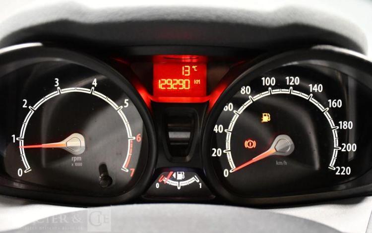 FORD FIESTA 1.2 80ch TREND NOIR BN-121-VH