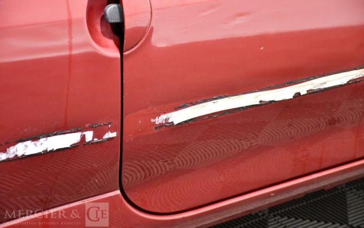 RENAULT TWINGO 1.2 60ch EXPRESSION BORDEAUX BP-080-SH