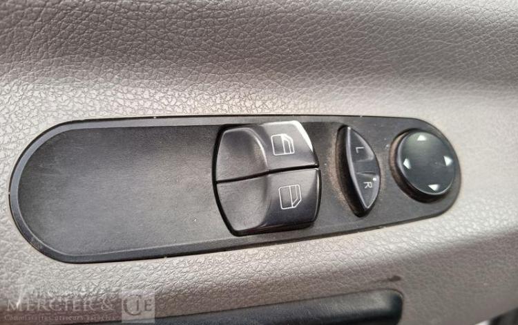 MERCEDES SPRINTER BENNE  BT-271-XE