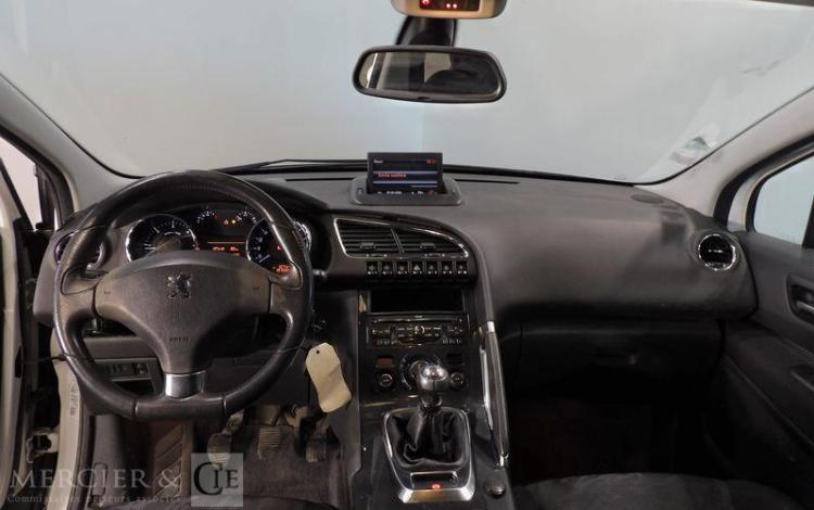 PEUGEOT 3008 GENERATION-I 1.6 HDI 110CH ALLURE BLANC BT-286-MR