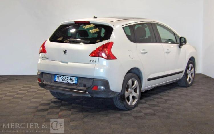 PEUGEOT 3008 GENERATION-I 1.6 HDI 110CH ALLURE BLANC BT-286-MR