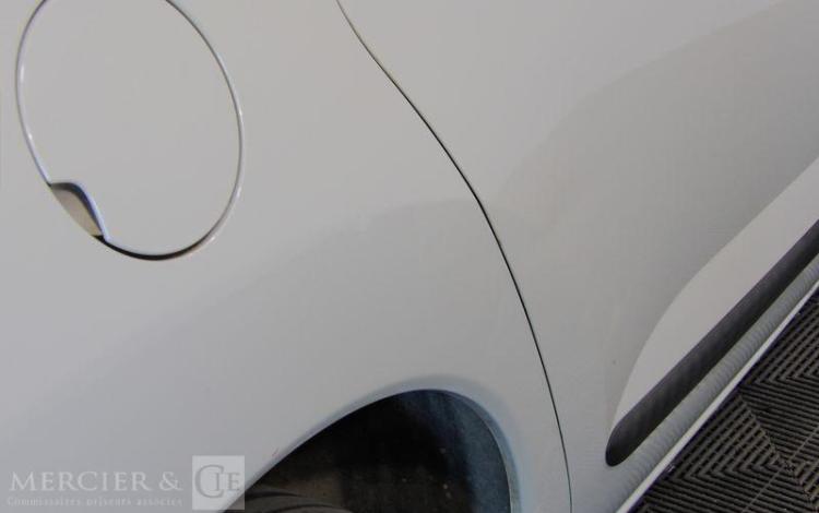 PEUGEOT 3008 GENERATION-I 1.6 HDI 110CH ALLURE BLANC BT-286-MR