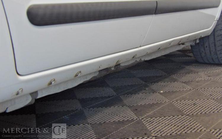 PEUGEOT 3008 GENERATION-I 1.6 HDI 110CH ALLURE BLANC BT-286-MR