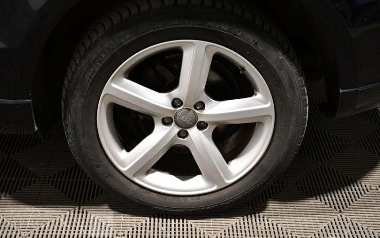 AUDI Q5 2.0 35 TDI 165CH AVUS QUATTRO S-TRONIC BVA NOIR BZ-665-HL