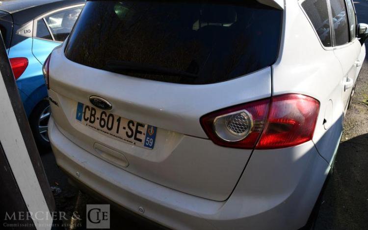 FORD KUGA BLANC CB-601-SE