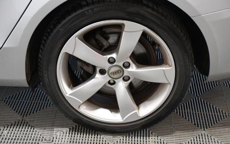 AUDI A4 AVANT 2,0 TDI 145 AMBIENTE MULTITRONIC BVA GRIS CC-610-EA
