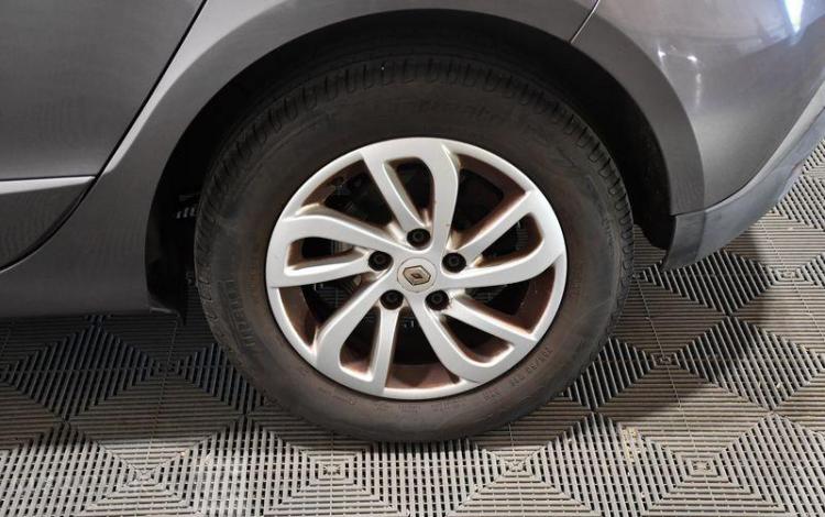 RENAULT SCENIC 1,6 DCI 130 DYNAMIQUE GRIS CD-560-VD