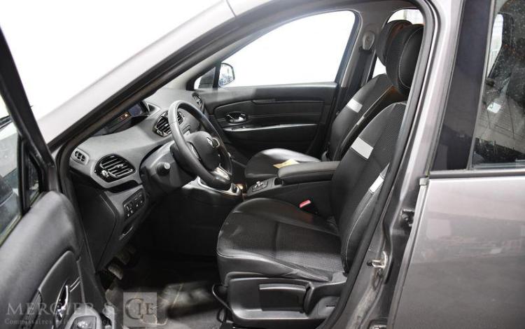 RENAULT SCENIC 1,6 DCI 130 DYNAMIQUE GRIS CD-560-VD