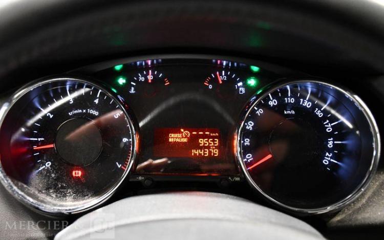 PEUGEOT 3008 1.6 VTI 120CH ACTIVE NOIR CE-438-HY