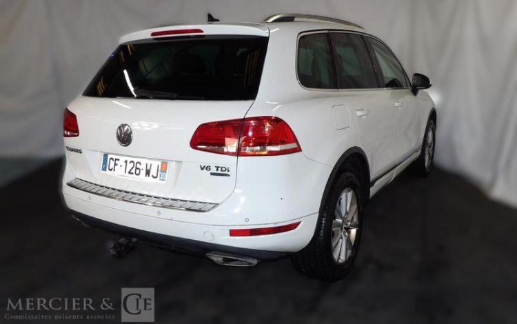 VOLKSWAGEN TOUAREG 3.0 TDI 205 BLUEMOTION 4MOTION TIPTRONIC BLANC CF-126-WJ