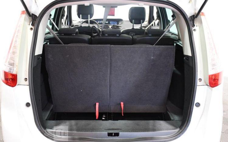 RENAULT GD SCENIC 1.5 DCI 110CH BOSE EDC BLANC CM-423-RX
