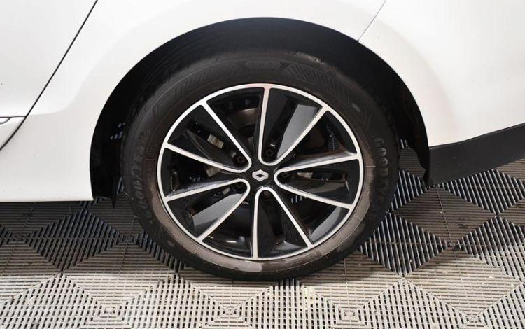 RENAULT GD SCENIC 1.5 DCI 110CH BOSE EDC BLANC CM-423-RX