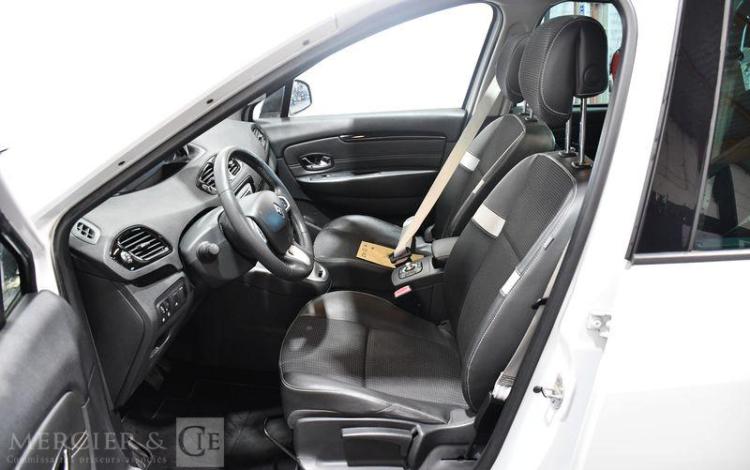 RENAULT GD SCENIC 1.5 DCI 110CH BOSE EDC BLANC CM-423-RX