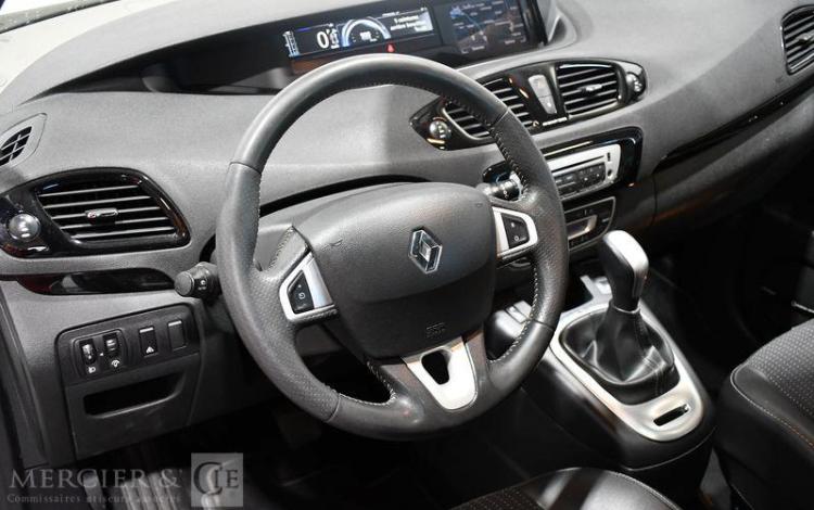 RENAULT GD SCENIC 1.5 DCI 110CH BOSE EDC BLANC CM-423-RX