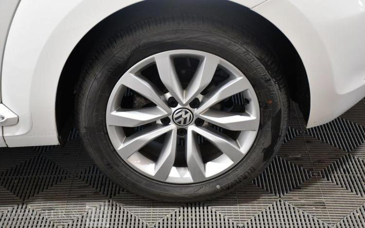 VOLKSWAGEN COCCINELLE 1.6 TDI 105CH FAP Vintage BLANC CT-667-KD