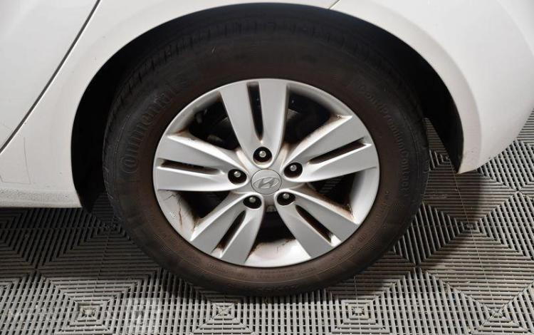 HYUNDAI IX20 1.4 90CH PACK INVENTIVE LIMITED BLANC CV-693-RW