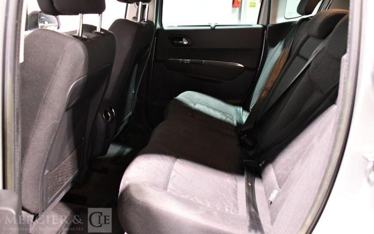 PEUGEOT 3008 115CH BUSINESS PACK GRIS CV-857-YD
