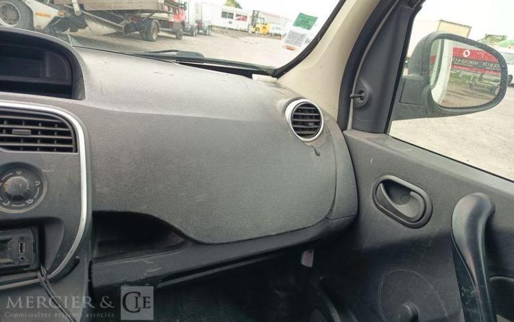 RENAULT KANGOO BLANC CW-435-RP