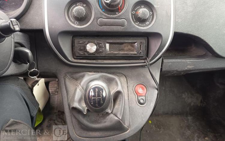 RENAULT KANGOO BLANC CW-435-RP