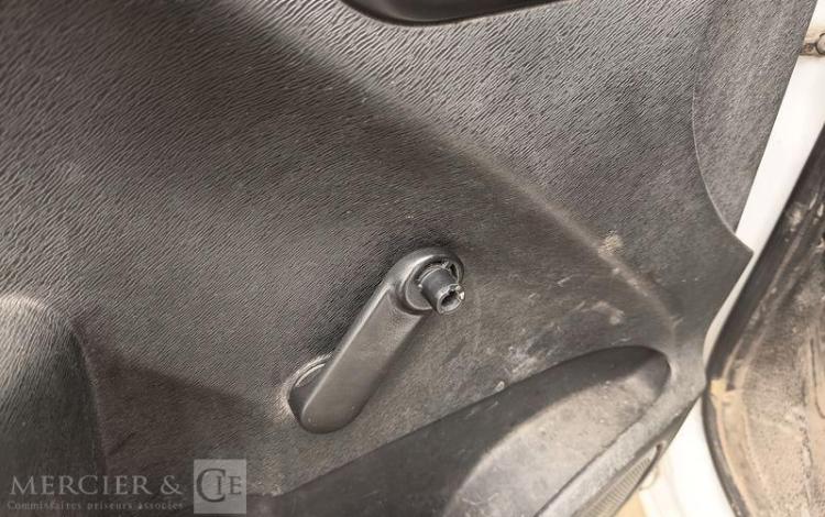 RENAULT KANGOO BLANC CW-435-RP