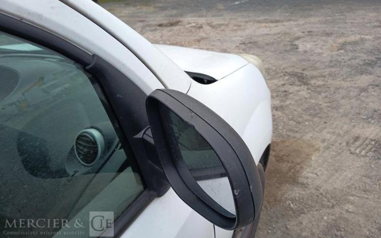 RENAULT KANGOO BLANC CW-435-RP