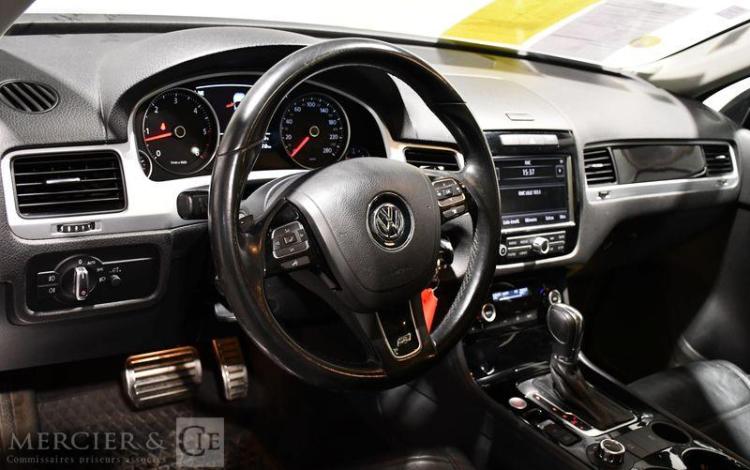 VOLKSWAGEN TOUAREG STE 3.0 TDI 245ch BLUEMOTION EDITION R-LINE 4MOTION TIPTRONIC NOIR CW-722-TG