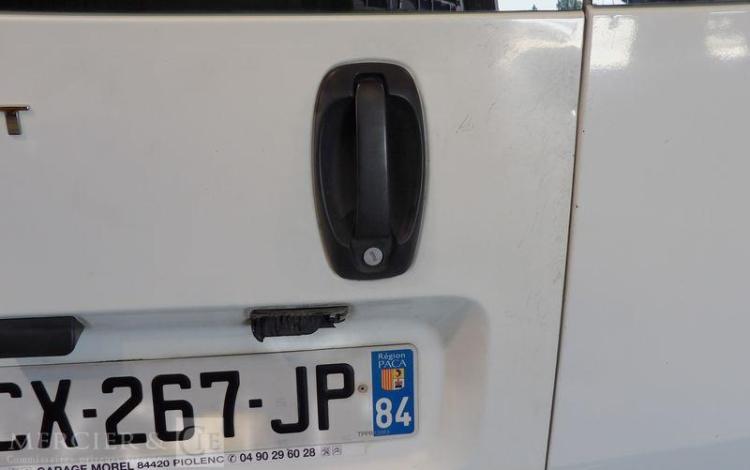 PEUGEOT BIPPER 1.4 HDI 70CH PACK CD CLIM BLANC CX-267-JP