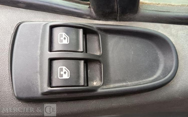 IVECO 35C13.6 BENNE SIMPLE CABINE COFFRE  CX-927-JX