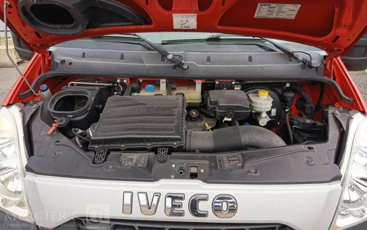 IVECO 35C13.6 BENNE SIMPLE CABINE COFFRE  CX-927-JX