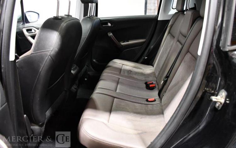 PEUGEOT 2008 GENERATION-I 1.6 E-HDI 115CH FELINE NOIR CY-723-RR