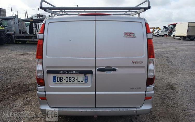 MERCEDES VITO GRIS DB-083-LJ