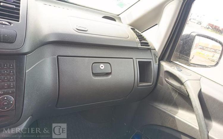 MERCEDES VITO GRIS DB-083-LJ