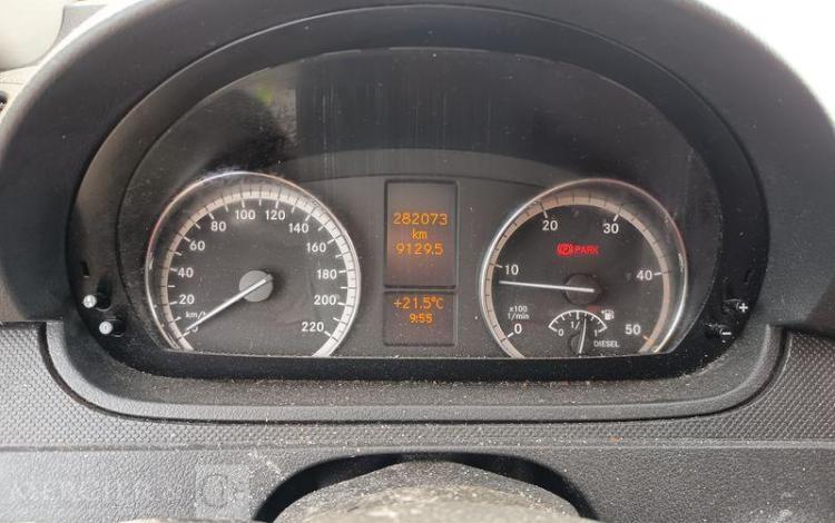 MERCEDES VITO GRIS DB-083-LJ