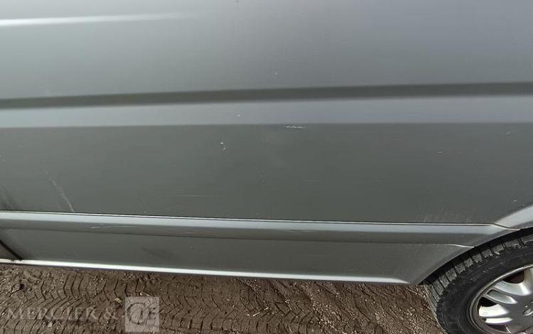 MERCEDES VITO GRIS DB-083-LJ