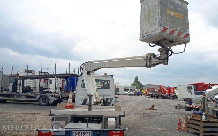 MULTITEL DAILY AVEC NACELLE MULTITEL 160ALU 16M  DB-618-YT