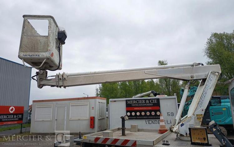 MULTITEL DAILY AVEC NACELLE MULTITEL 160ALU 16M  DB-618-YT