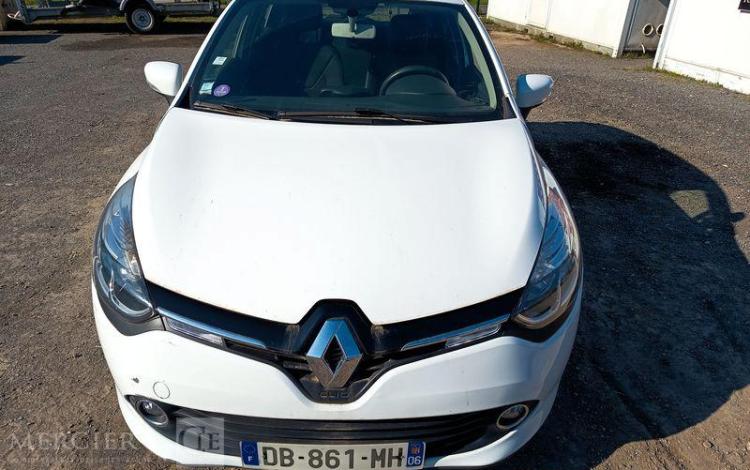 RENAULT CLIO IV 0.9 TCE 90 ENERGY ZEN EQUIPE GAZ – 138421 KMS – ANNEE 2013 BLANC DB-861-MH