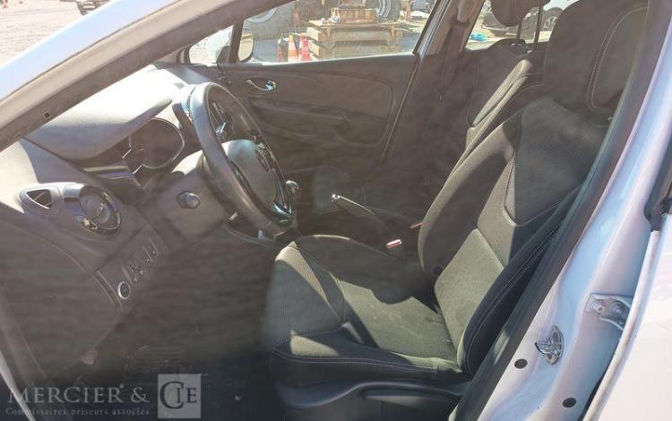 RENAULT CLIO IV 0.9 TCE 90 ENERGY ZEN EQUIPE GAZ – 138421 KMS – ANNEE 2013 BLANC DB-861-MH