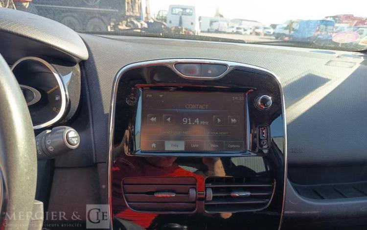 RENAULT CLIO IV 0.9 TCE 90 ENERGY ZEN EQUIPE GAZ – 138421 KMS – ANNEE 2013 BLANC DB-861-MH