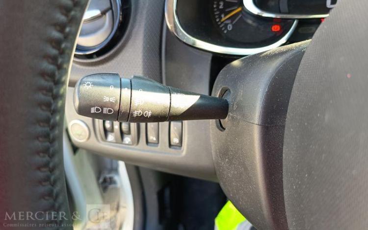 RENAULT CLIO IV 0.9 TCE 90 ENERGY ZEN EQUIPE GAZ – 138421 KMS – ANNEE 2013 BLANC DB-861-MH