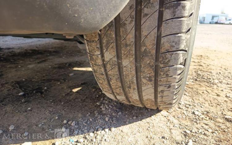 RENAULT CLIO IV 0.9 TCE 90 ENERGY ZEN EQUIPE GAZ – 138421 KMS – ANNEE 2013 BLANC DB-861-MH