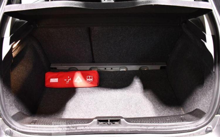 RENAULT CLIO III 1.5 DCI 75 COLLECTION BUSINESS GRIS DC-384-RX