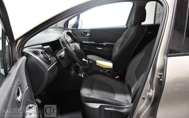 RENAULT CAPTUR 1,5 DCI 90 ENERGY INTENS GRIS DD-714-ZR