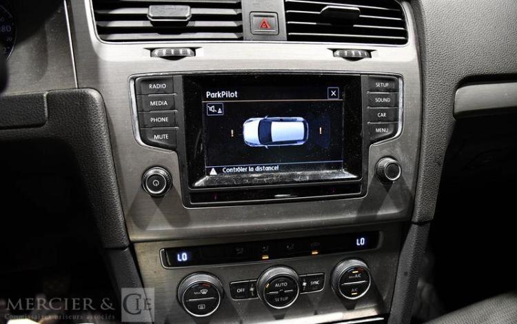 VOLKSWAGEN GOLF 1.6 TDI 105ch BLUEMOTION CONFORT LINE NOIR DD-796-NC