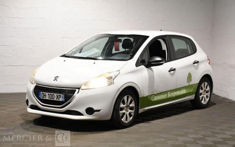 PEUGEOT 208 BLANC DH-100-XP