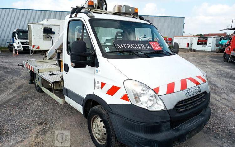 MULTITEL DAILY AVEC NACELLE MULTITEL 160ALU 16M  DK-084-KY