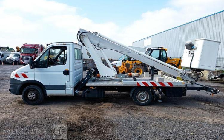 MULTITEL DAILY AVEC NACELLE MULTITEL 160ALU 16M  DK-183-EY
