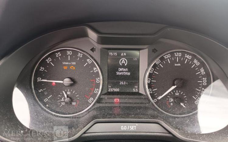 SKODA OCTAVIA COMBI  DK-482-QL