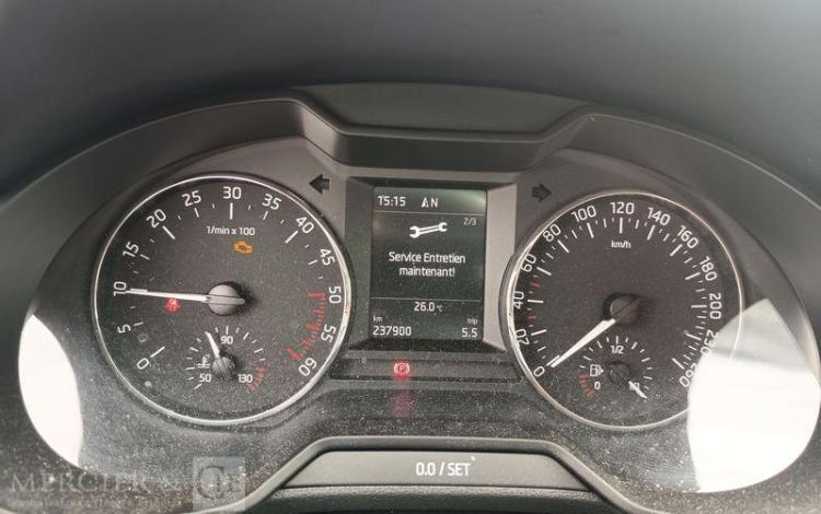 SKODA OCTAVIA COMBI  DK-482-QL