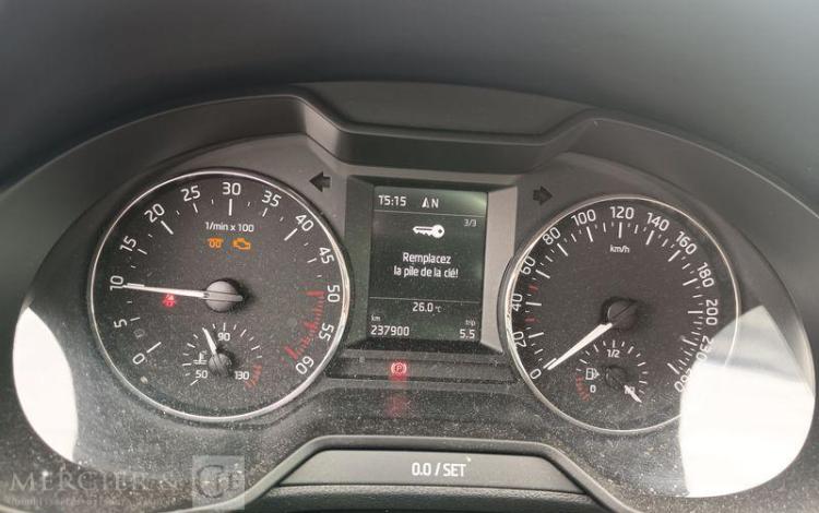 SKODA OCTAVIA COMBI  DK-482-QL